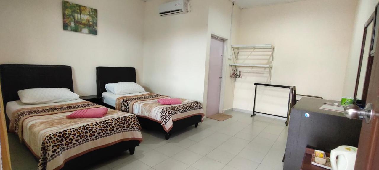 Huda Inn Pantai Cenang  Esterno foto