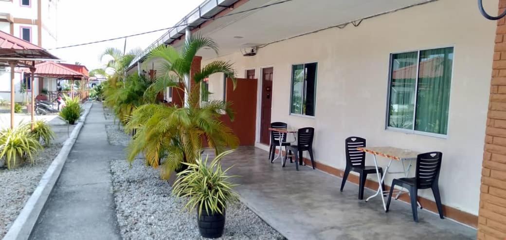 Huda Inn Pantai Cenang  Esterno foto