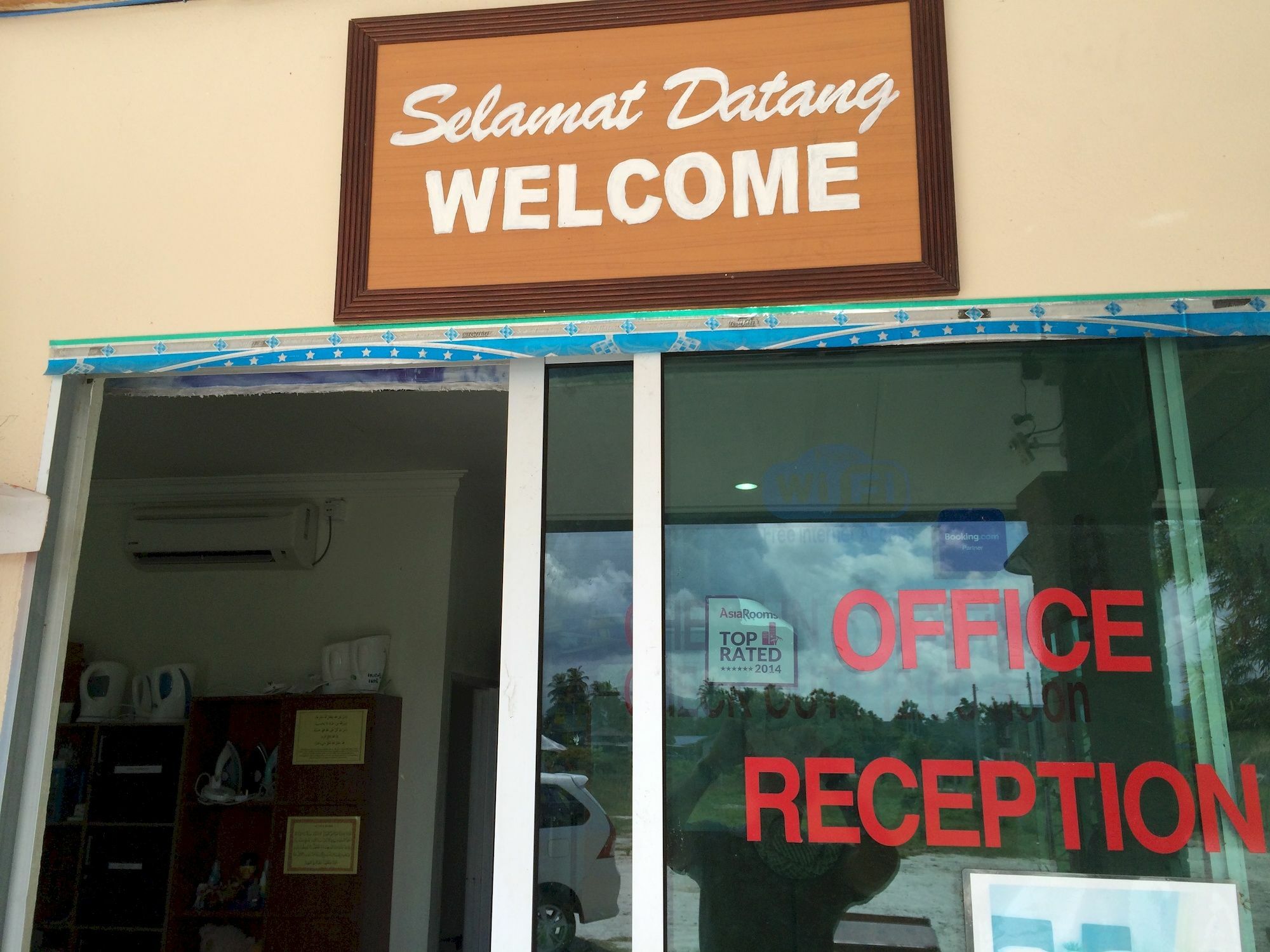Huda Inn Pantai Cenang  Esterno foto