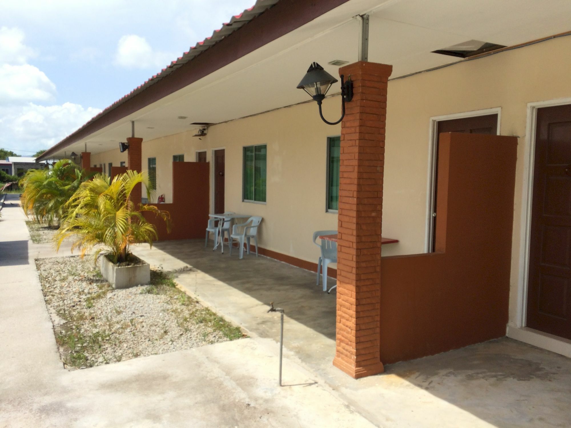 Huda Inn Pantai Cenang  Esterno foto
